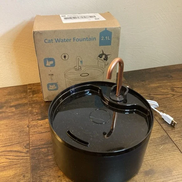 Cat Water‎ Fountain 2.1L Black Plastic Quiet Flow