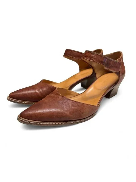 Sundance Coralise Mary Jane Pointed Toe Heeled Flats Women's 37 France Luxury