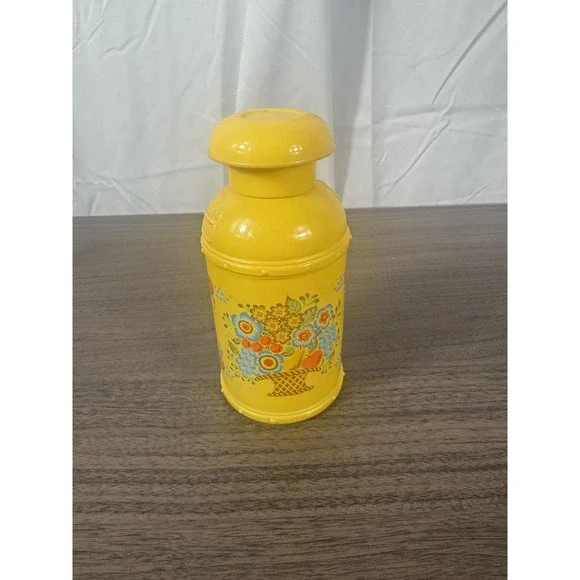 Vintage‎ 1970's Avon Pennsylvania Dutch Fruit Sonnet Bottle Shaker
