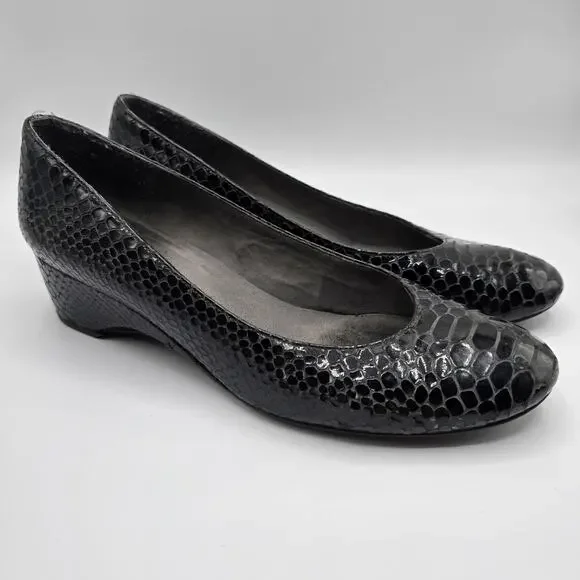 Stuart Weitzman black patent snake print low heel close toe wedges