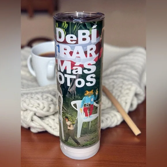 Debí Tirar Más Fotos 20 oz Bluetooth Speaker Tumbler‎
