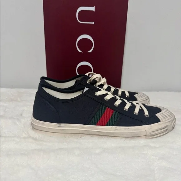 Gucci Men's Black Sneakers with Red and Green Accents