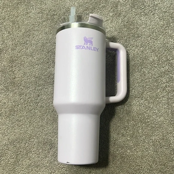 Stanley 40oz Quencher in Orchid