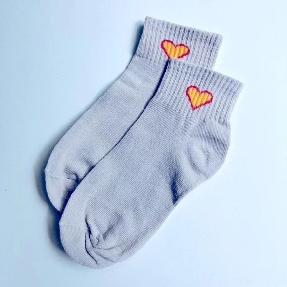 🍒 5/$25 🍒 Women's Ankle Crew Socks with Hearts Khaki & Yellow