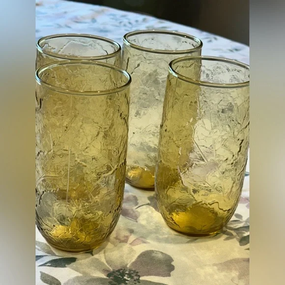 Anchor Hocking Vintage Sherwood pattern drinking glasses 5 1/2 inches tall