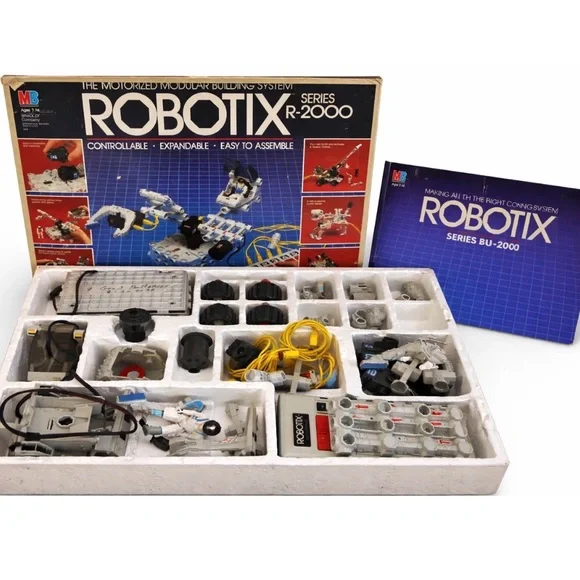 Vintage‎ Robotix R-2000 Motorized Building System 1984 MB Tested