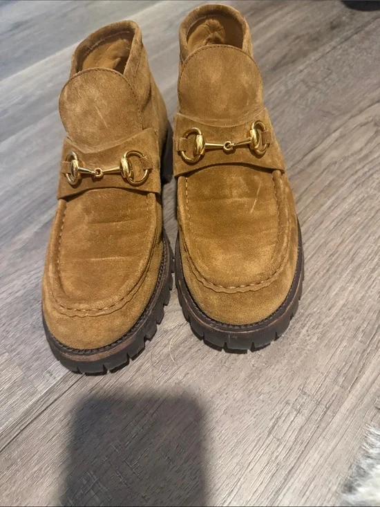 Gucci Men's Suede Loafers in Brown with Gold Bit