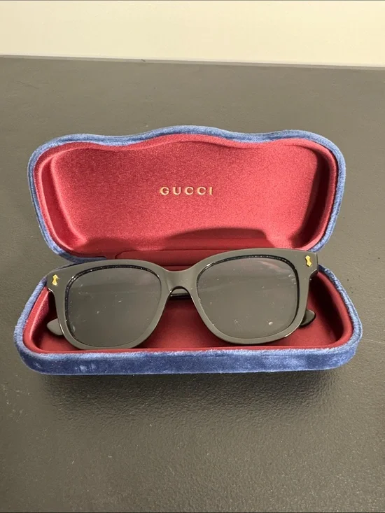 Gucci mens black gold 52 18 145 GG1264S luxury sunglasses w/ case