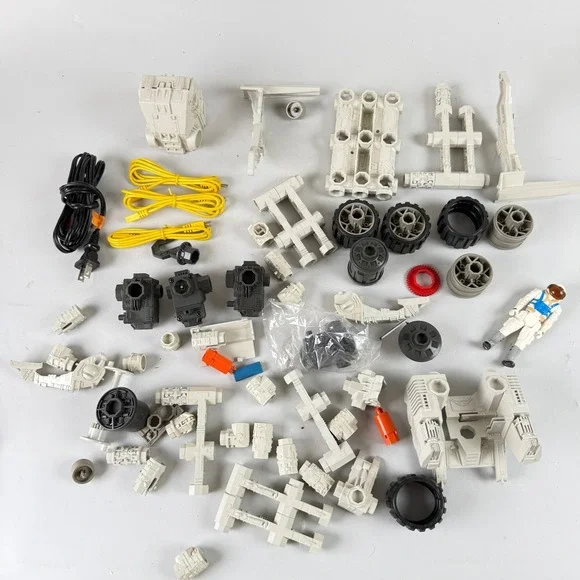Robotix R-2000 parts‎ 1980's