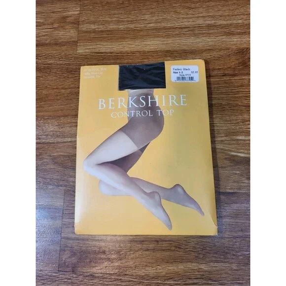 Berkshire Control Top Silky Sheer ‎ Fantasy Black Size 1-2 Pantyhose