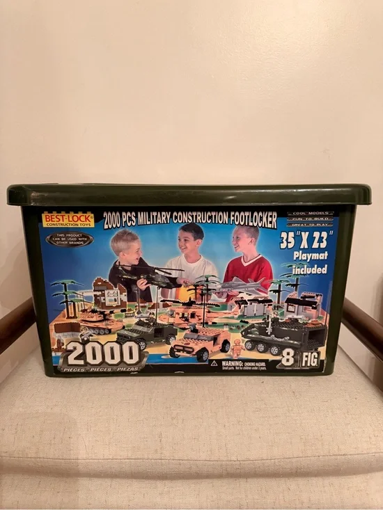 Vintage Best-Lock Military Construction Footlocker Bulk Lot - 2000 Pcs
