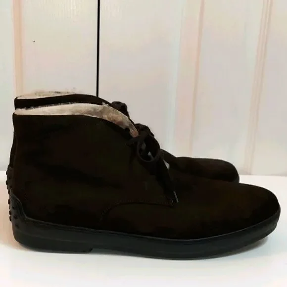 Tod's Shearling Lined Nubuck Chukka Boots 9.5