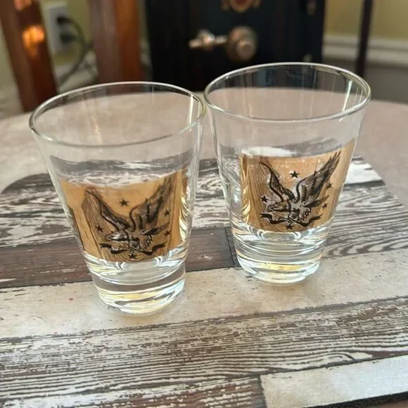 VTG *Federal Gold American Eagle* Stars! Set of 2 Cordial Shot Glasses