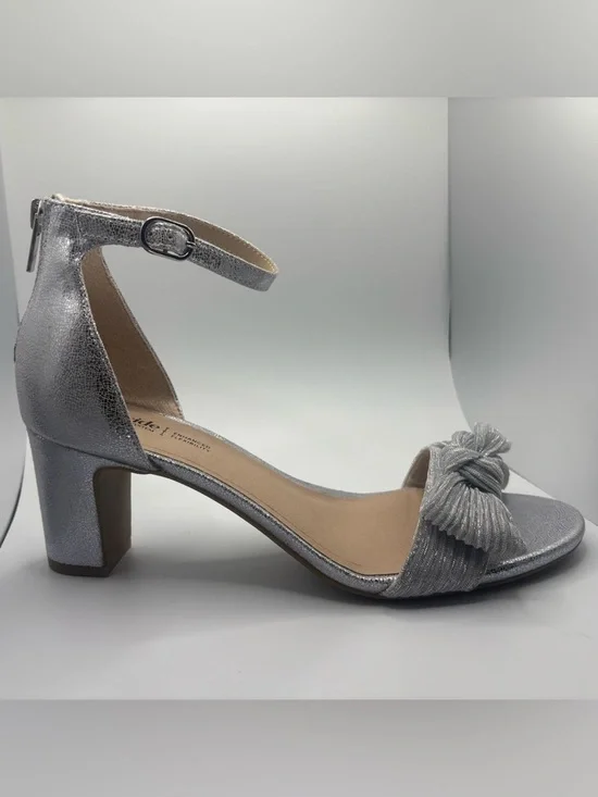 Life Stride  Women's Florence Bow Strappy Sandals Size 9.5