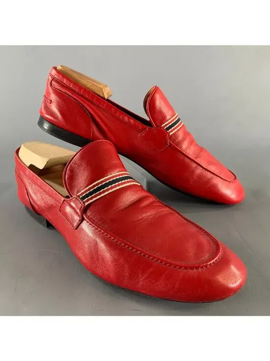 GUCCI Size 9.5 Red Solid Leather Slip On Loafers