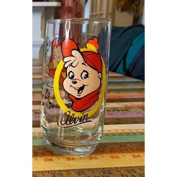 VINTAGE Muppets Jim Henson Alvin Chipmunk Lot of 2 Tall Glasses