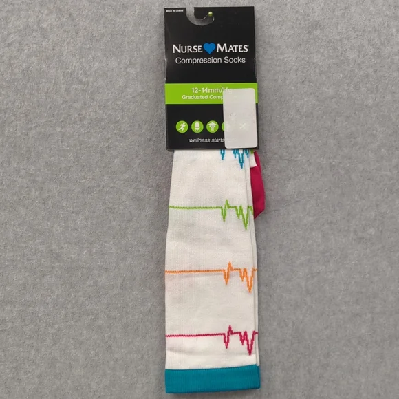 Nurse Mates compression socks 12-14mmHg 9-11 EKG white