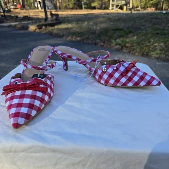 Wild‎ Fable Women's Lysandra Gingham Eyelet Kitten Heels Red White Size 7 NWT