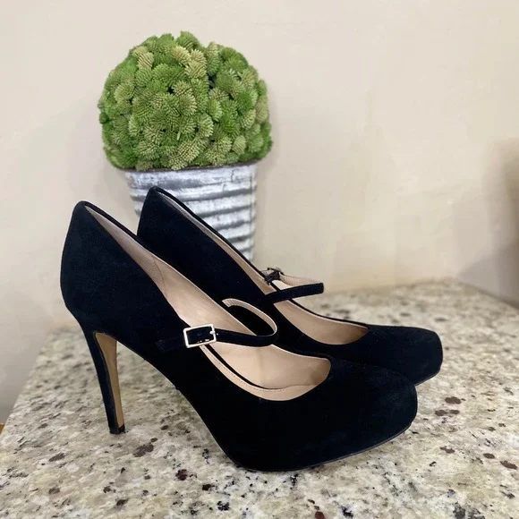 Vince Camuto‎ Black Suede Mary Jane Pumps Stiletto Heels Size 9.5M 39.5