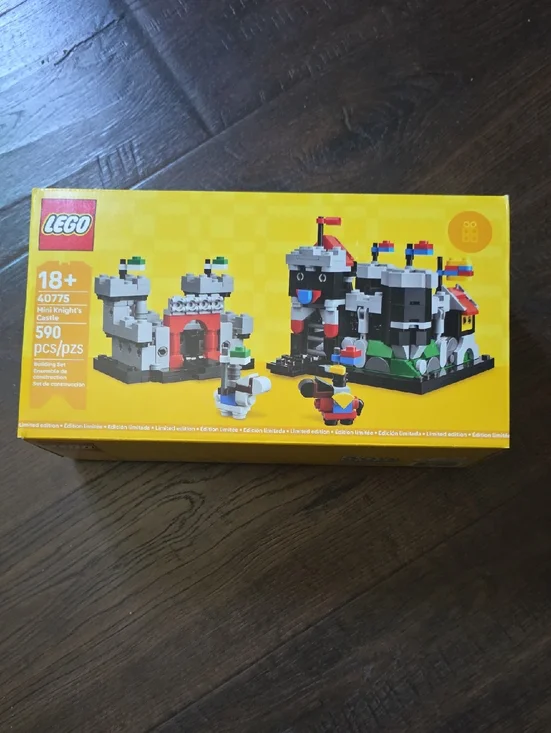Lego Mini Knight's Castle Set - #40775