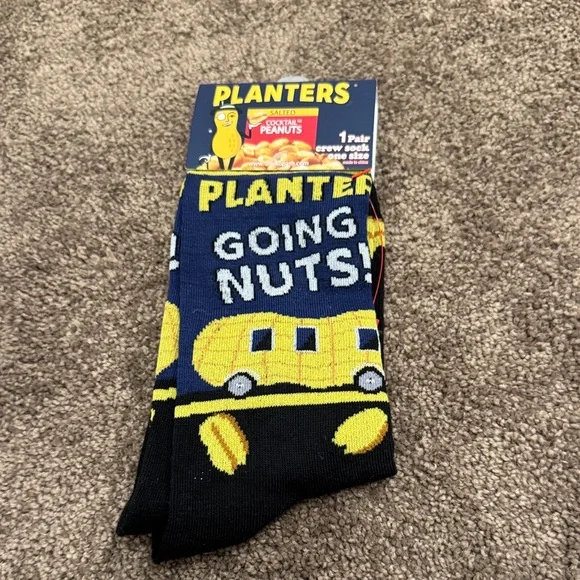 Planters Peanuts Going Nuts Crew Socks one pair women’s 9-14 NWT