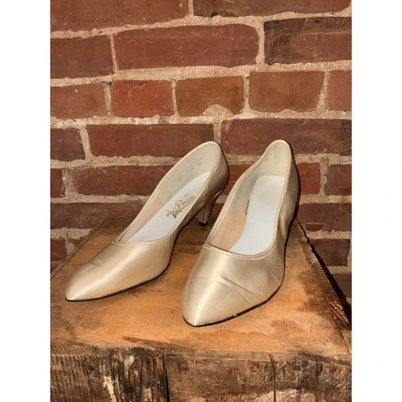 Dolce By‎ Pierre Gold Satin Kitten Heel Pumps Womens Shoes