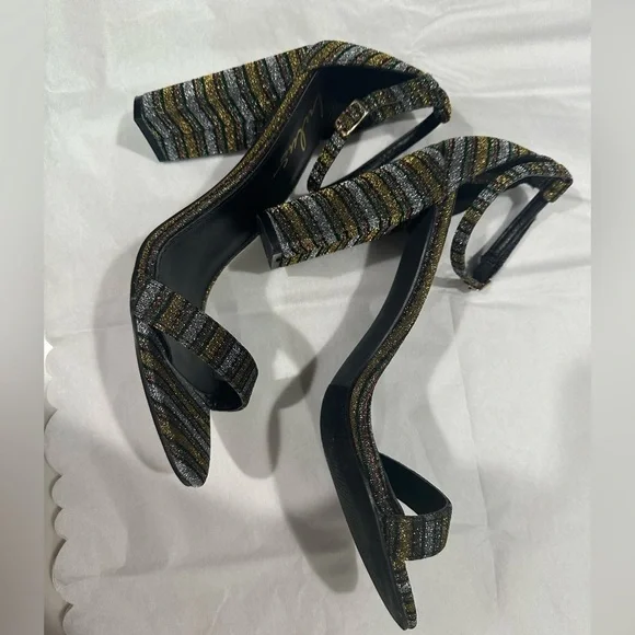 💕Lulu's Gold Multi Glitter Ankle Strap Heels Size 10