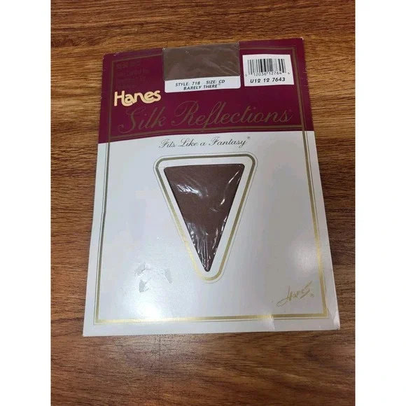1994 Pantyhose Hanes Silk Reflections Style 718 Size CD Barely There Control Top
