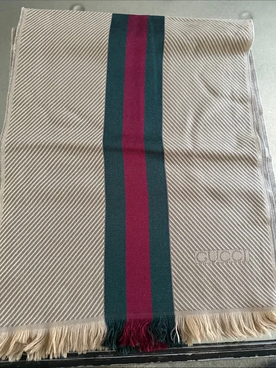 Men's preowned Gucci scarf wool and silk