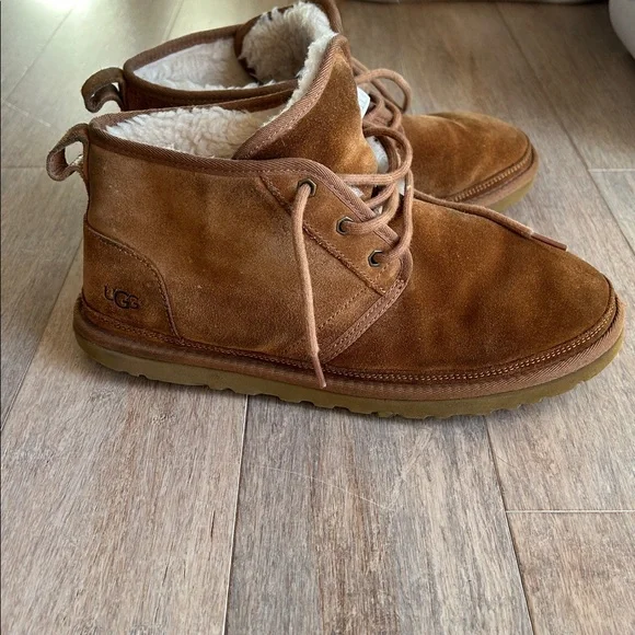 UGG men’s brown suede upcycled wool boots size 10