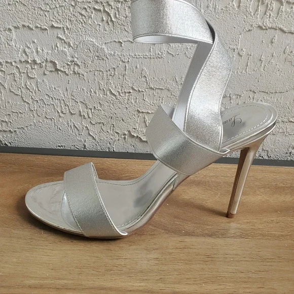 Lauren Lorraine Dallas Ankle Strap Stiletto Heels Womens 9.5 Silver‎ Metallic