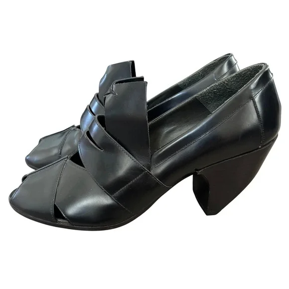 Marc Jacobs Made in Italy Chunky‎ Pumps Sz 39.5 EU Black Leather Open Toe Chic