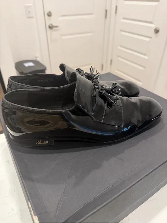 Gucci Black Patent Leather Tassel Fringe Loafers