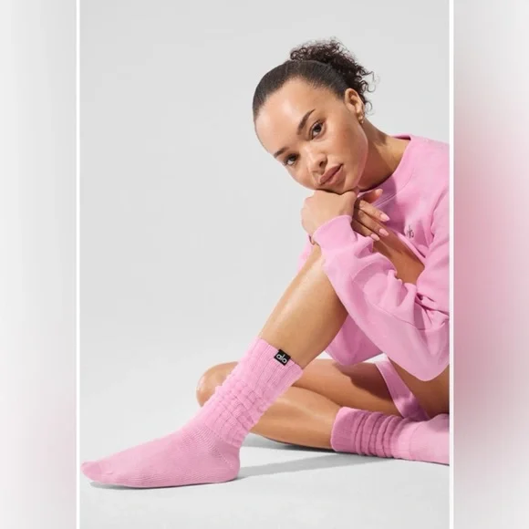 NWT ALO Yoga Sweet Pink Scrunch Socks Medium (Women’s 8-11.5)