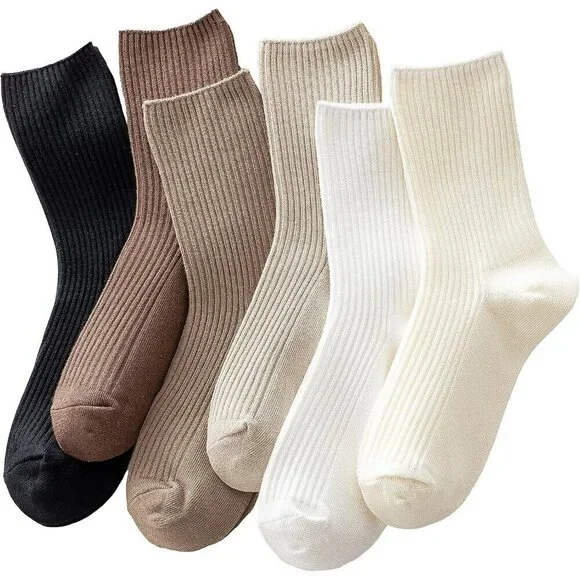 Women's Solid Color Cute Crew Casual Athletic Aesthetic Neutral Cotton Socks