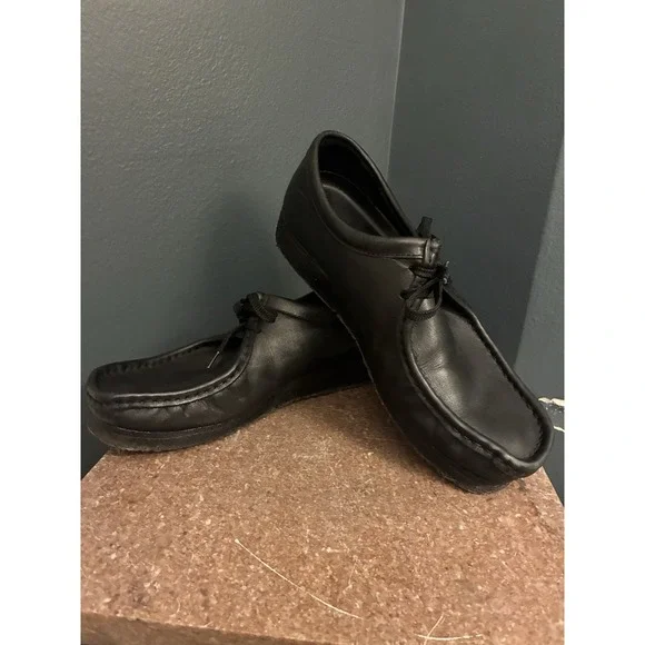 Clarks Wallabee Low Black Leather Casual Shoes Men's 9.5 Crepe Sole