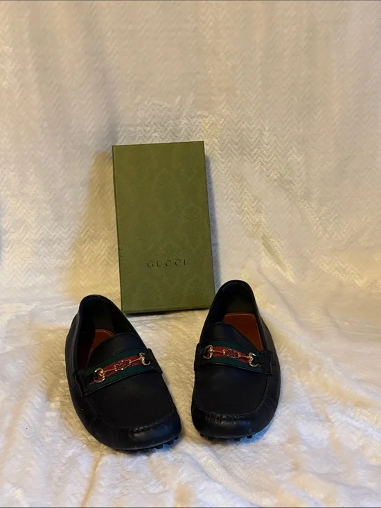 Gucci Black Leather Men’s Horsebit Drivers with Green-Red Web