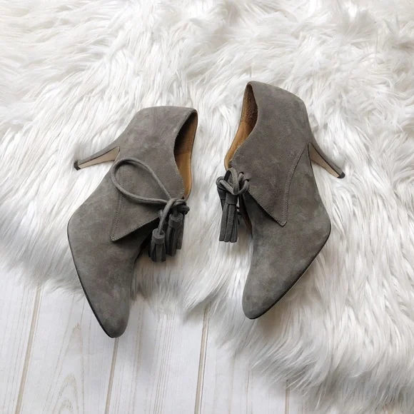 Bettye Muller Roxy Oxford Pumps Tassels‎ size 10