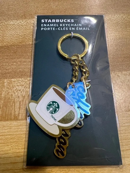 #1684**Unisex’s Starbucks Gold & White Coffee Cup Enamel Keychain