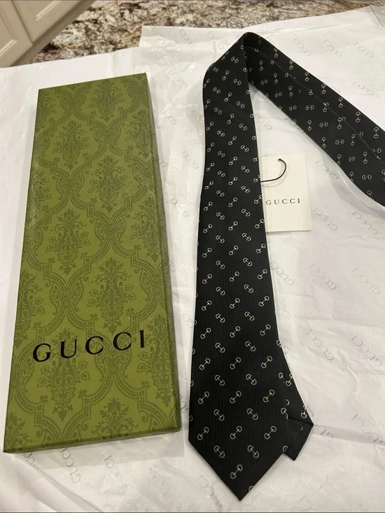 Gucci Black Silk Tie with Mini GG Chain Motif