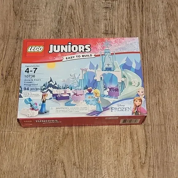 LEGO Juniors 10736 Disney Anna & Elsa's Frozen Playground New Sealed Box