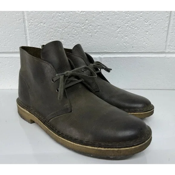 Clarks Bushacre 2 Mens Dark Brown Leather Round Toe Chukka Boots Size 8.5 M Used