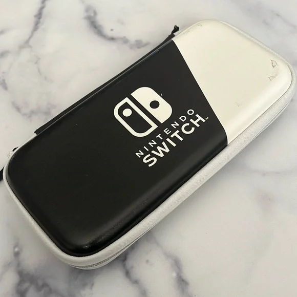 PDP Travel Case for Nintendo Switch in Black & White NEW