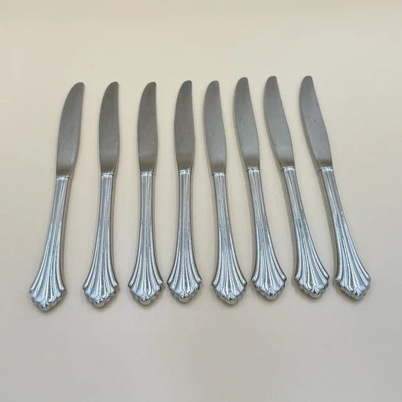 Oneida Bancroft Dinner Knives Lot Of 8 Replacement Vintage USA Stainless Steel