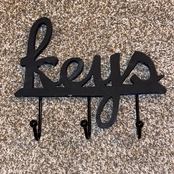 🏠💚 3/$15 Black 'Keys' Wall Hook Rack - Decorative Key Holder