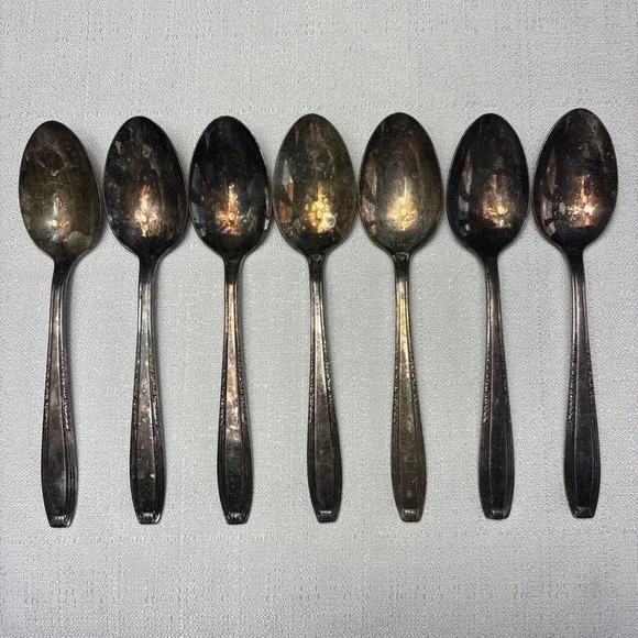 7 Harmony‎ House SERENADE Wallace Silver Plate Soup Spoons Silverware