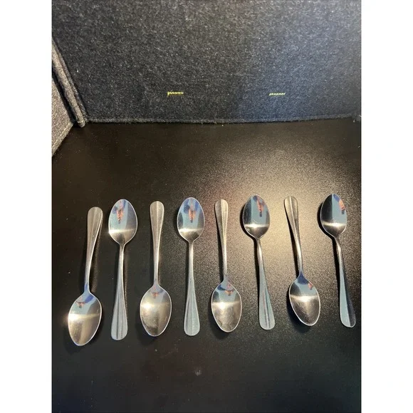 8 Teaspoon Simplicity‎ (Stainless) by International Silver 6 3/8