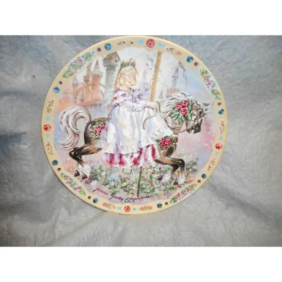 VINTAGE COLLECTOR PLATE 
