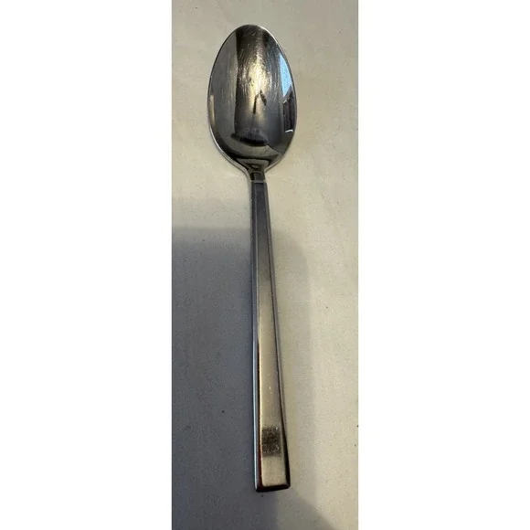 1 Reed & Barton‎ ADDISON Tablespoon Everyday Stainless Flatware 18/10 Vietnam