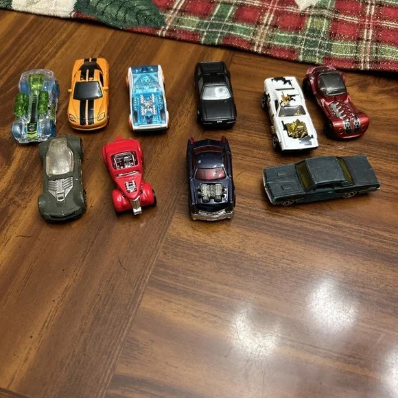 Lot 10 Vintage Hot Wheels Metal Plastic Cars GTO Roger‎ Dodger